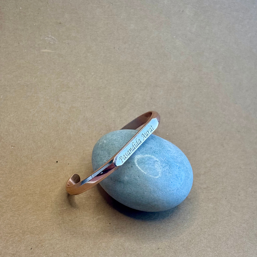 Sorry Gift Box For your Pasandida Aurat♥️