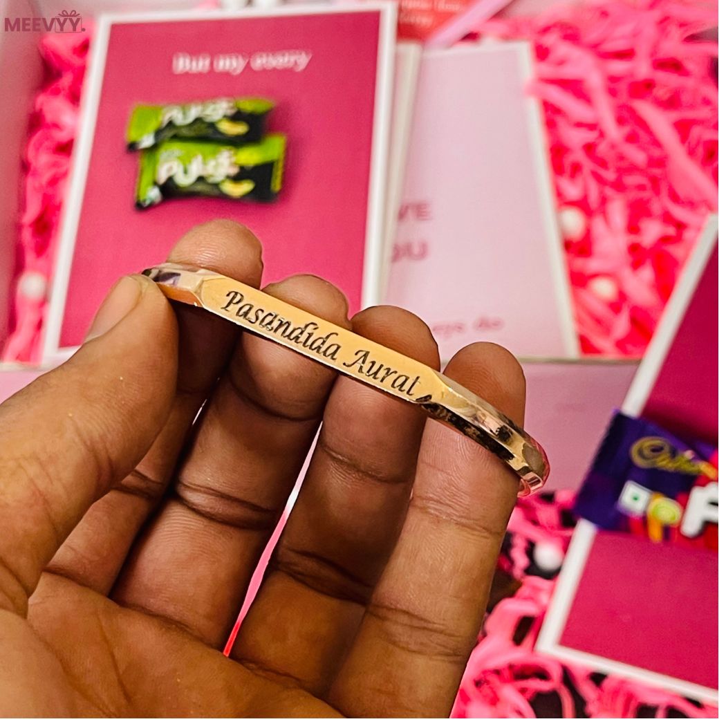 Pasandida Aurat Letter Box 2.0