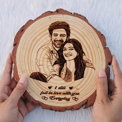 Personalized Wooden Slice Photo Frame – Wedding Anniversary