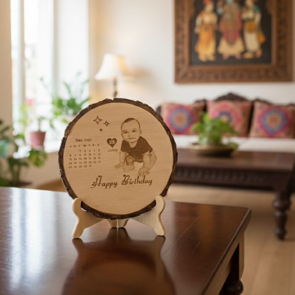 Customized Photo Frame on Wood with Calendar 🪵